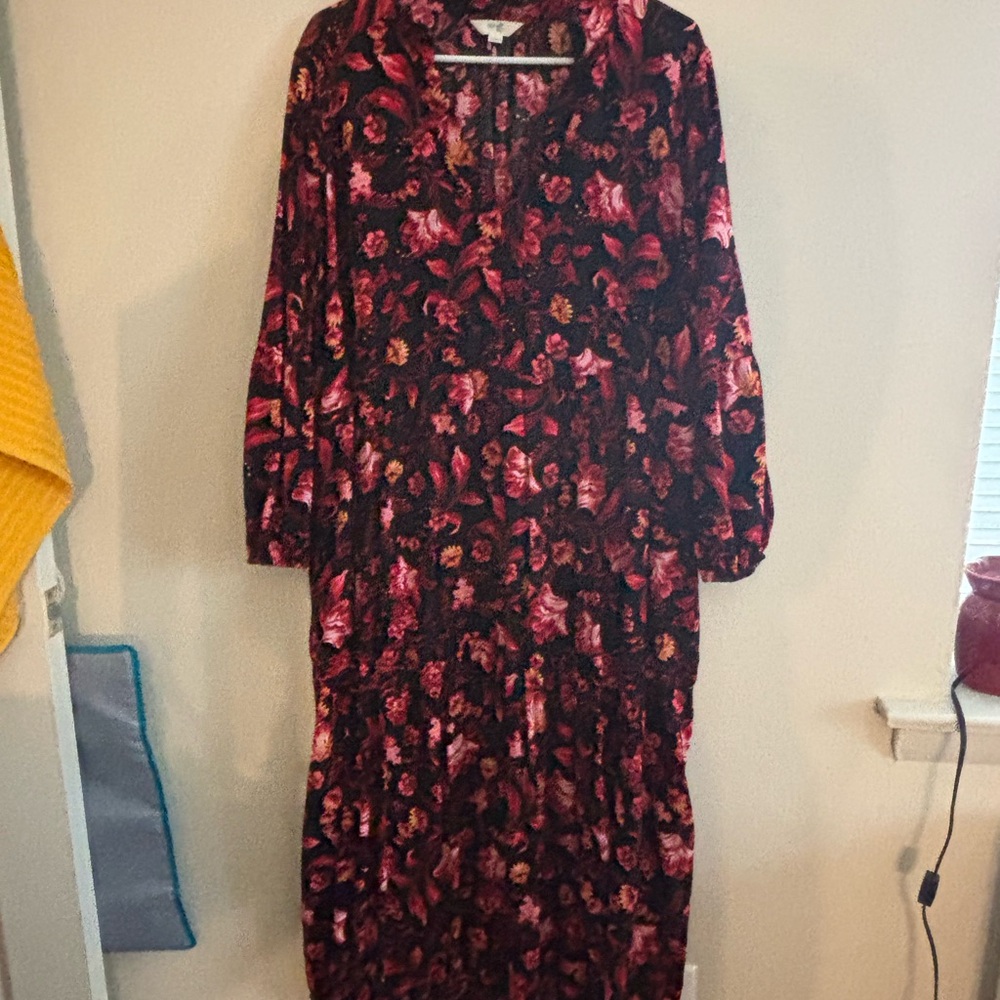 Terra & Sky Black and Red Tiered Maxi Dress with Sleeves